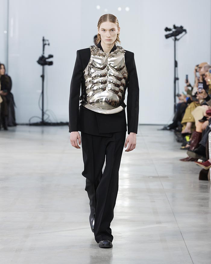 Runway look from Giuseppe Di Morabito at Milan Fashion Week