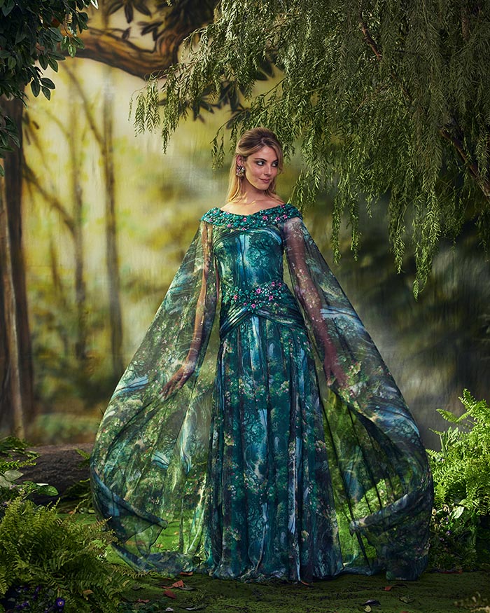 Tadashi Shoji Fall/Winter 2024 Runway Show at New York Fashion Week