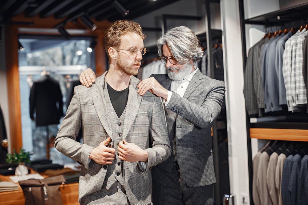 What to Expect When Getting a Custom-Made Suit